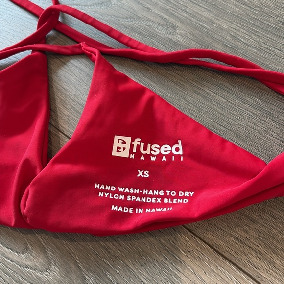 Fused Hawaii Bikini Set Red Lava Size XS NWT - Picture 7 of 8